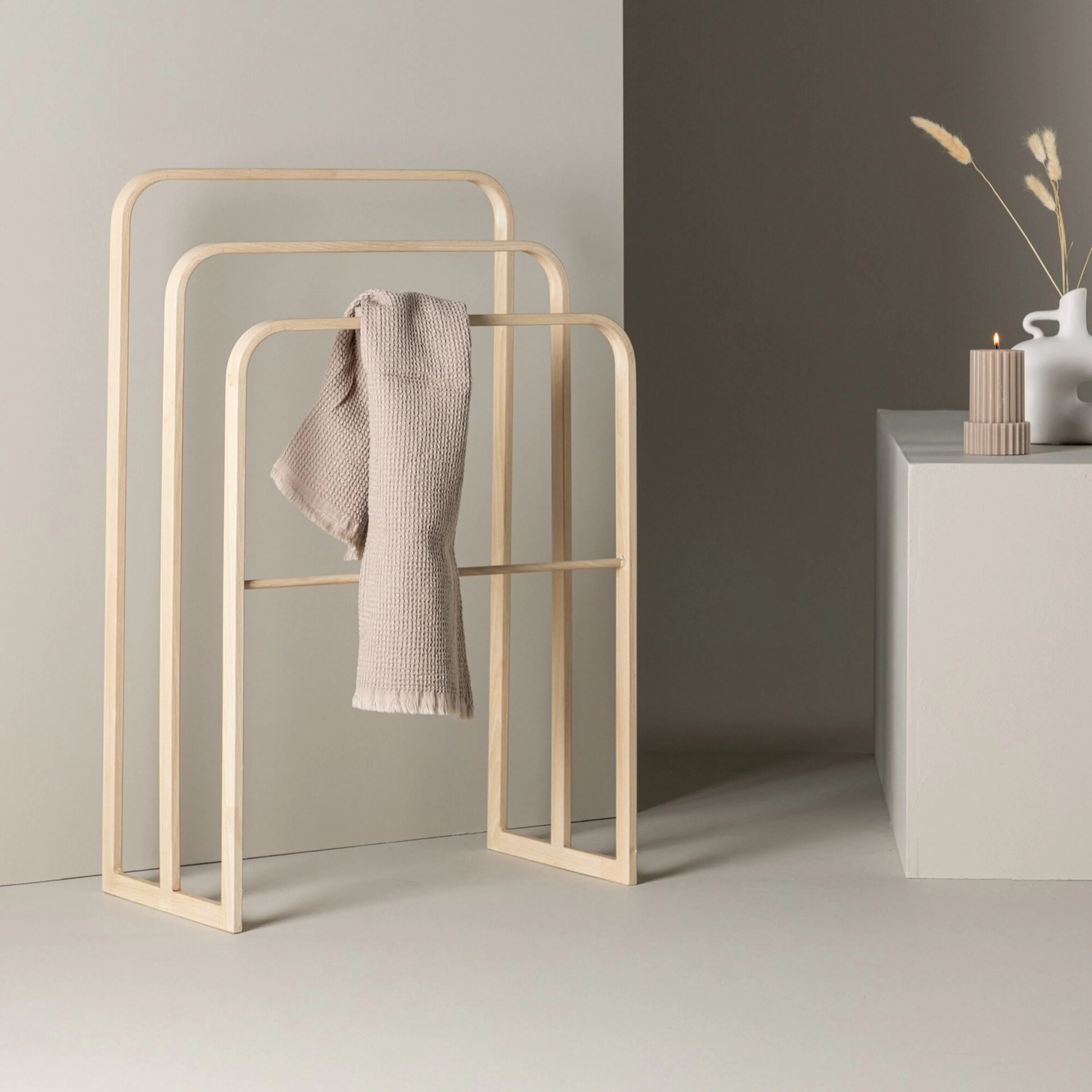 Vittvättad Ek
