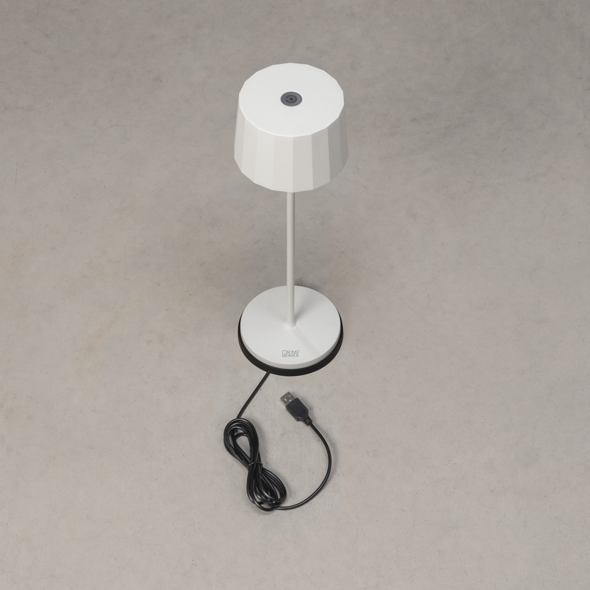 Positano bordslampa vit USB Vit