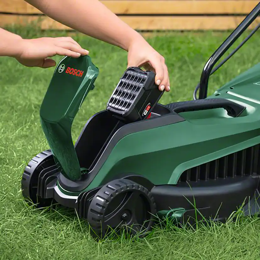 Gräsklippare Bosch Power Tools Easymover 18V-32-200 utan Batteri