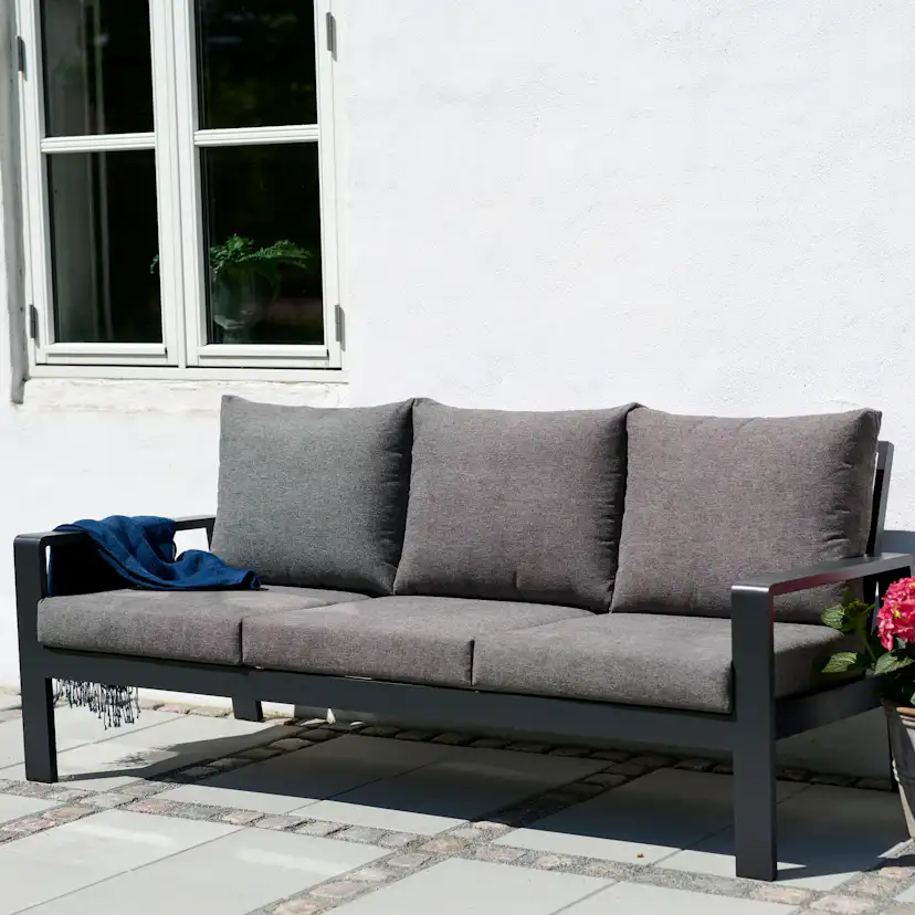 3-sitssoffa Outfit Lis