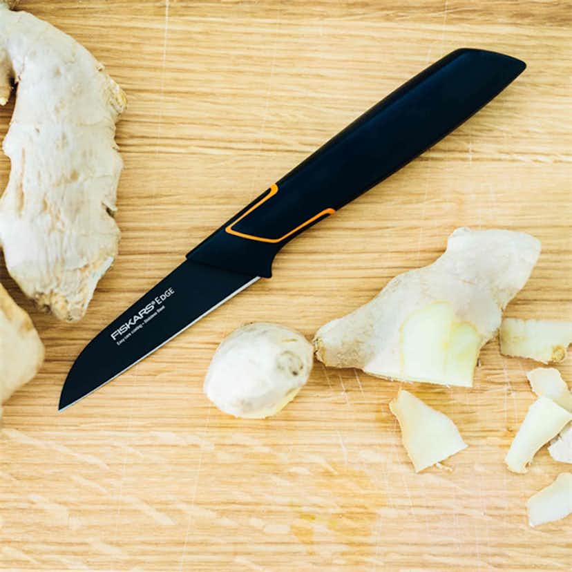 Skalkniv Fiskars Edge 8 cm - Liten & Mångsidig Kniv för Detaljarbete
