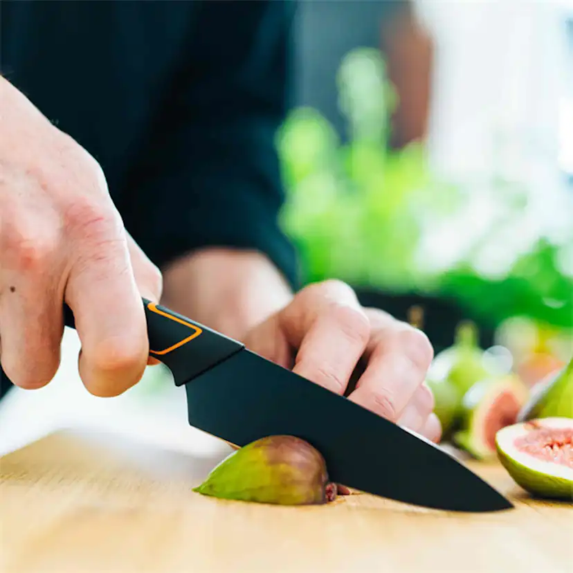 Fiskars Debakniv Edge 12 cm – Japansk Kockkniv för Fisk & Grönsaker