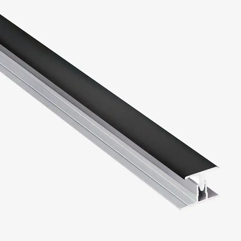 Foglist Fibo Alu Svart 2-del Skarv 2400 mm