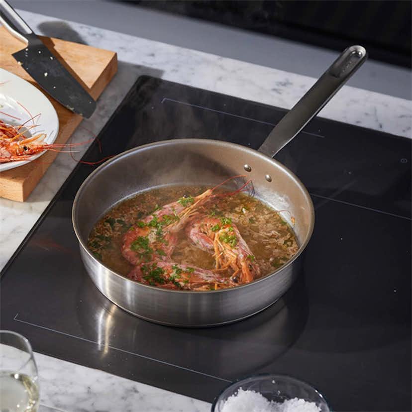 Traktörpanna Fiskars All Steel 26 cm Med Praktiska Måttenheter