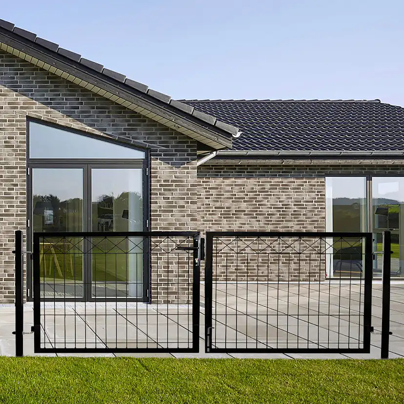 Grind Hortus 300 Cm Svart Inkl. Stolpar