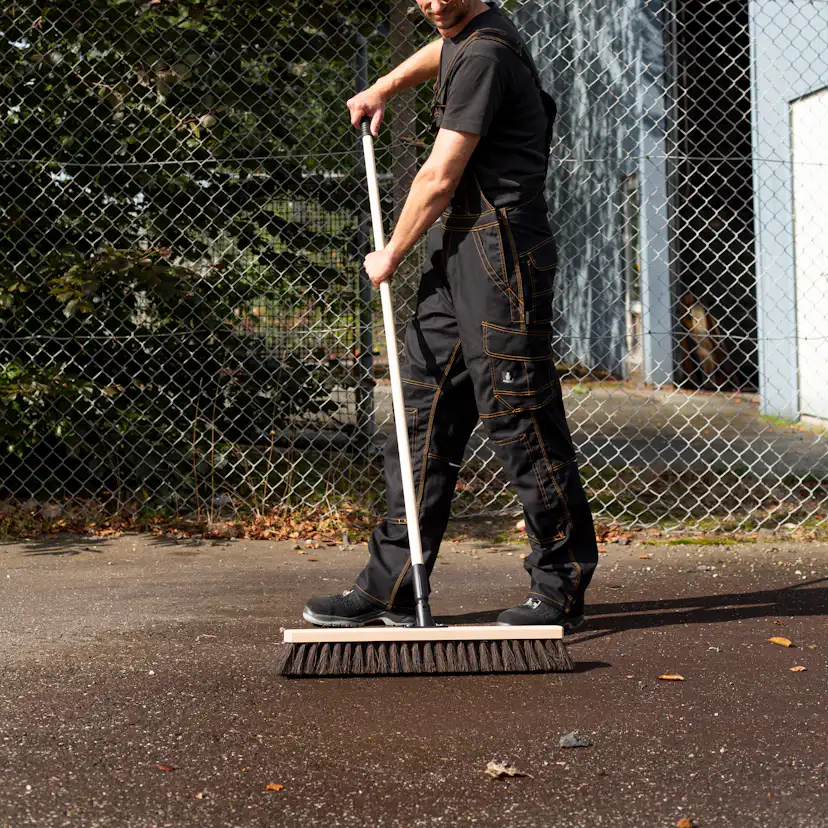 Träskaft Vikan med Gänga Ø25 mm 1560 mm