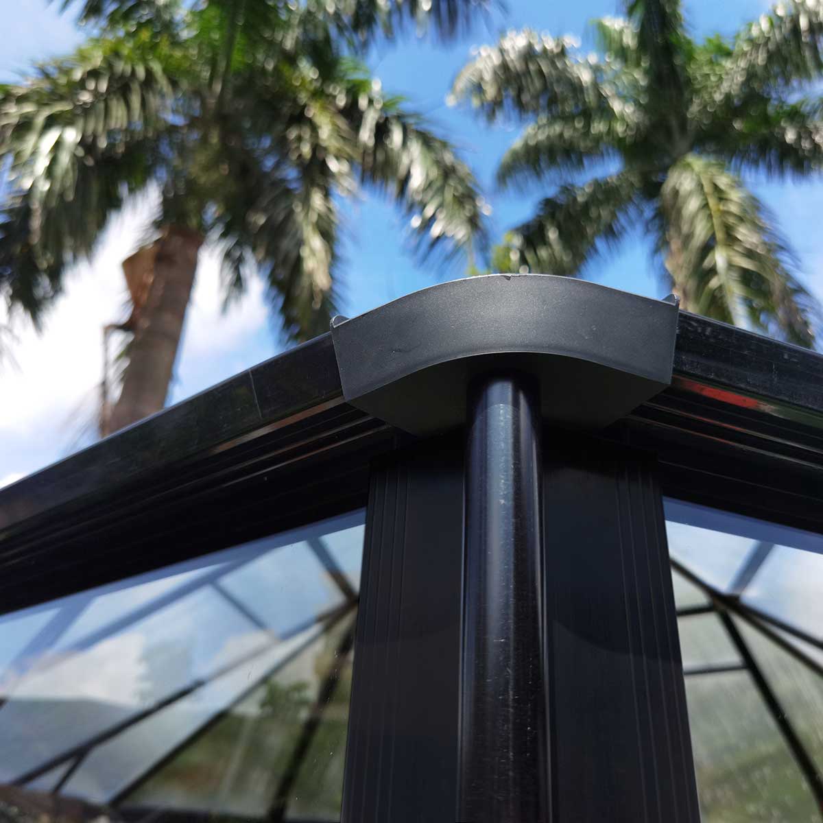 Växthus/Orangeri Metalcraft Hexagon Svart Aluminiumstomme med UV-Skyddat & Härdat Säkerhetsglas, 12,6 m²