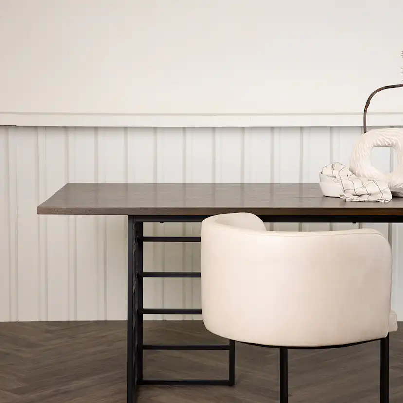 Matbord Venture Home Ystad