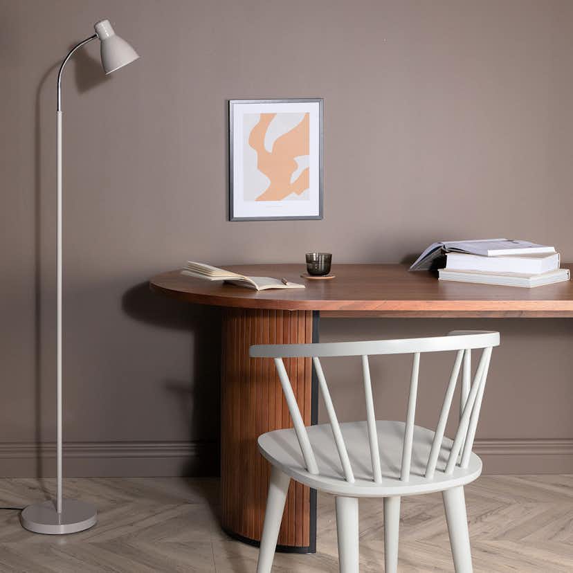 Golvlampa Venture Home Lina