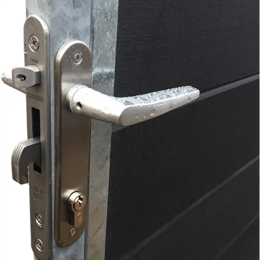 Artura Dubbelgrind Högervänd 197×175 cm + 16 cm stålstolpar