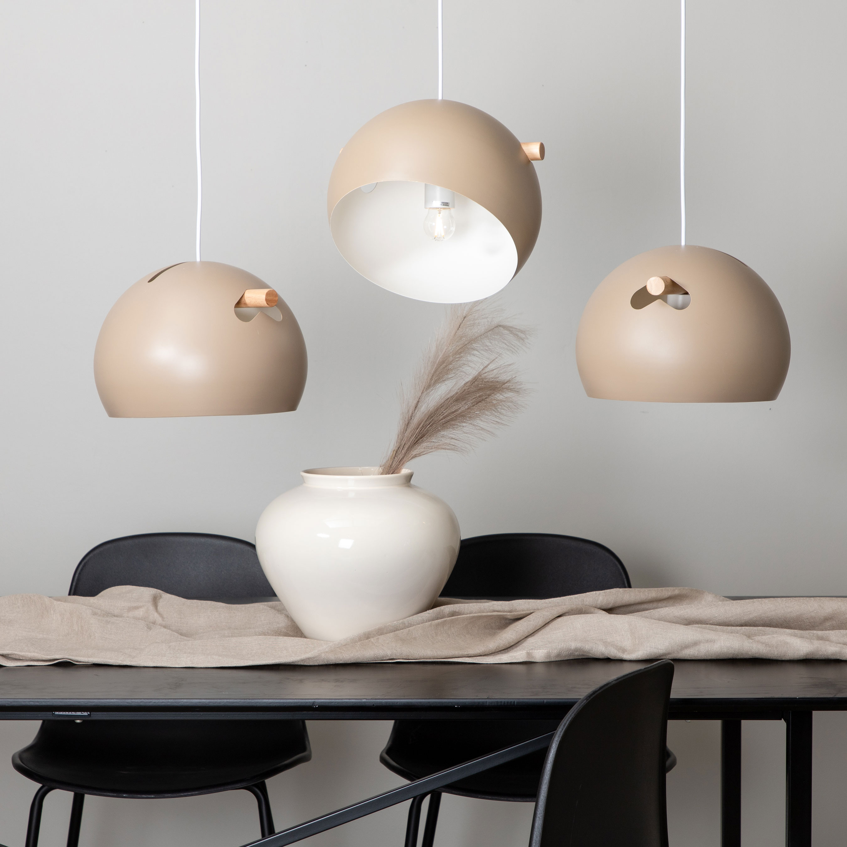 Taklampa Venture Home Todd Beige 3L