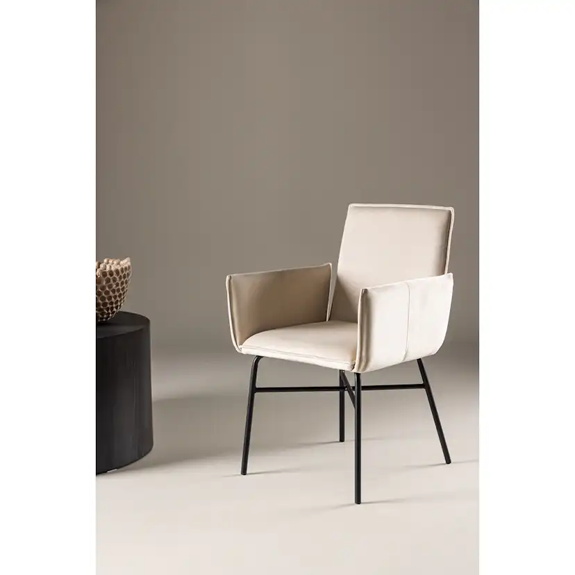 Matstol Venture Home Petra