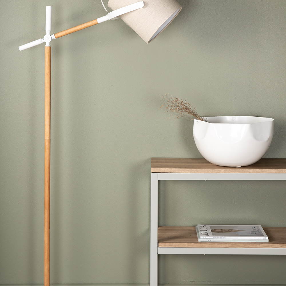 Golvlampa Venture Home Dennis