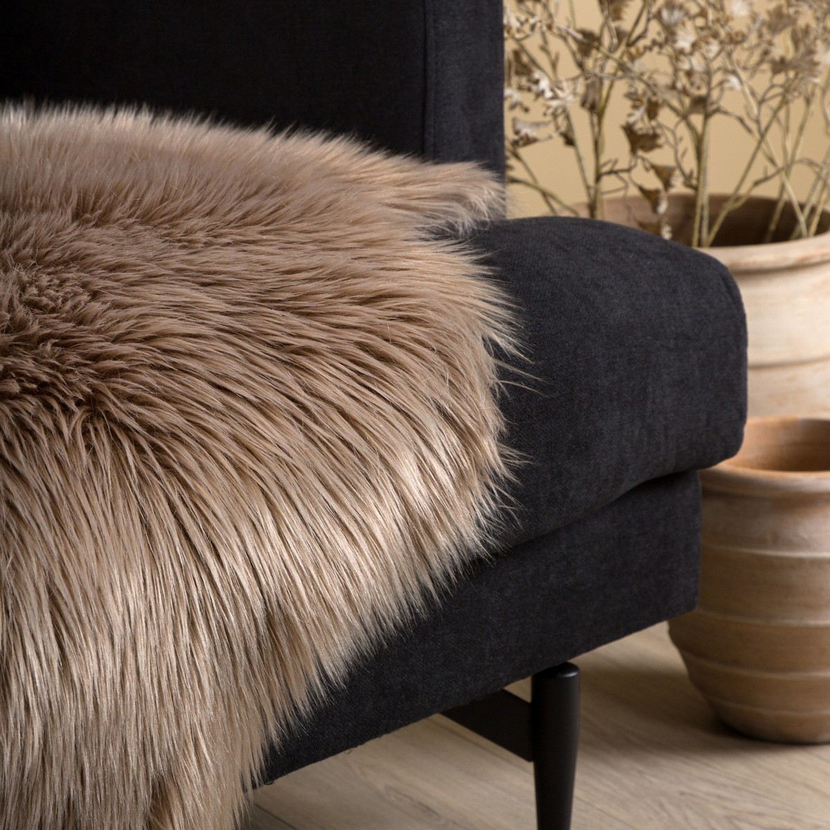 Konstfäll Venture Home Katy