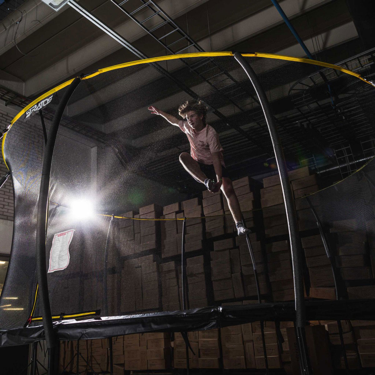 Studsmatta Stratos med Skyddsnät