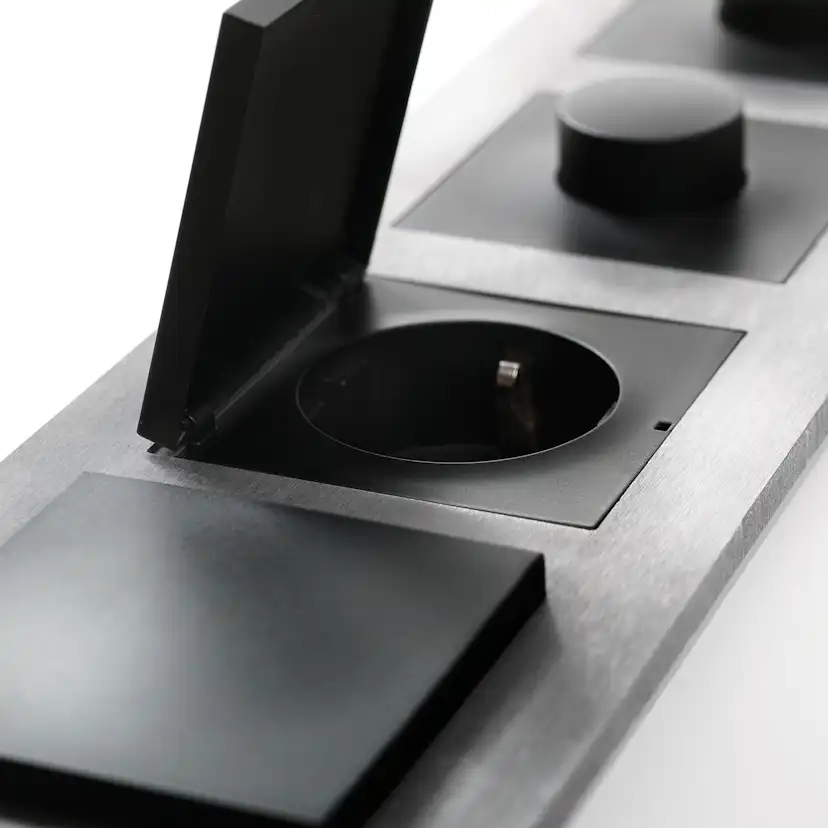 Ram Elko Plus 5-Fack Option