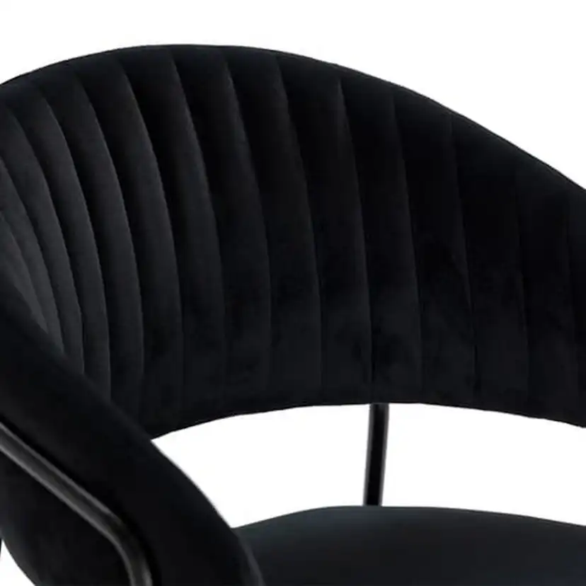 Matstol In Living Tiaki