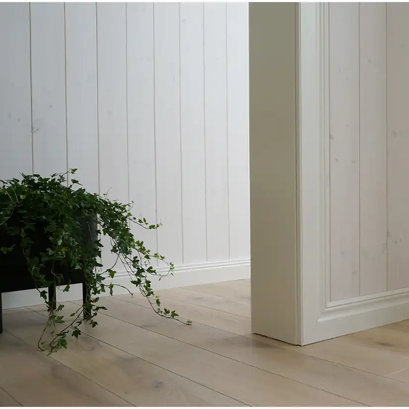 Dörromfattning Moelven FB Vit S 0502-Y