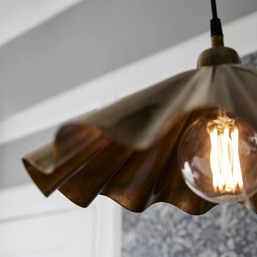 Taklampa PR Home Aira