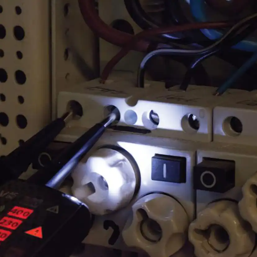 Spänningsprovare Elma Instruments 2000X