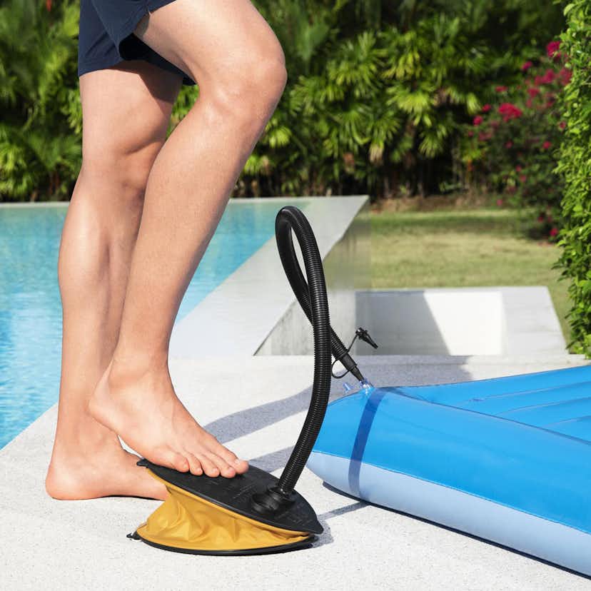 Fotpump Bestway Air Step Pump med Flexibel Slang & 3 Ventiladaptrar