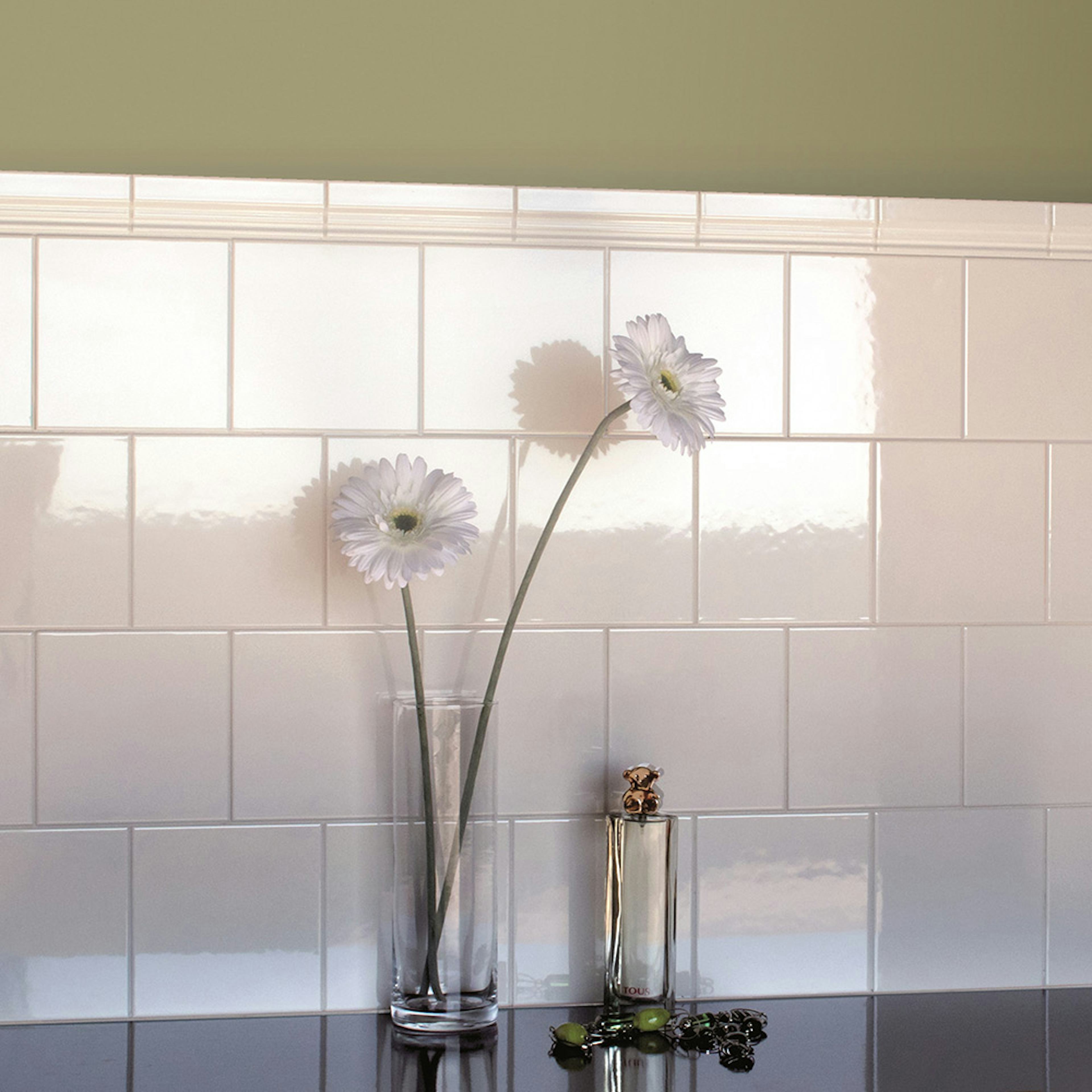 Kakel Lhådös Sekel vit blank 15x15 cm