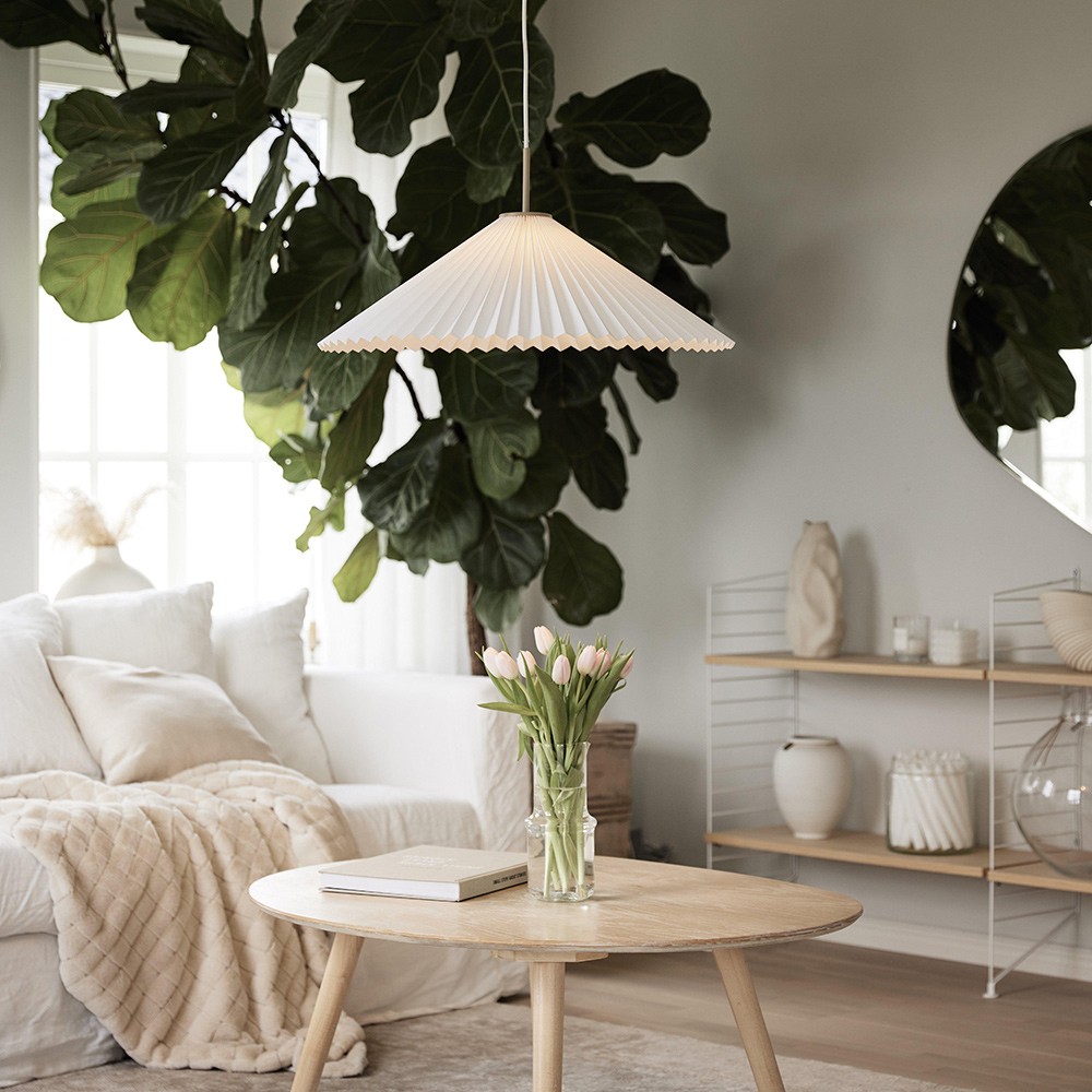 Taklampa PR Home Dora