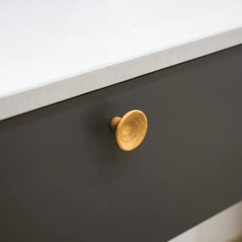 Knopp Beslag Design Trumpet 38