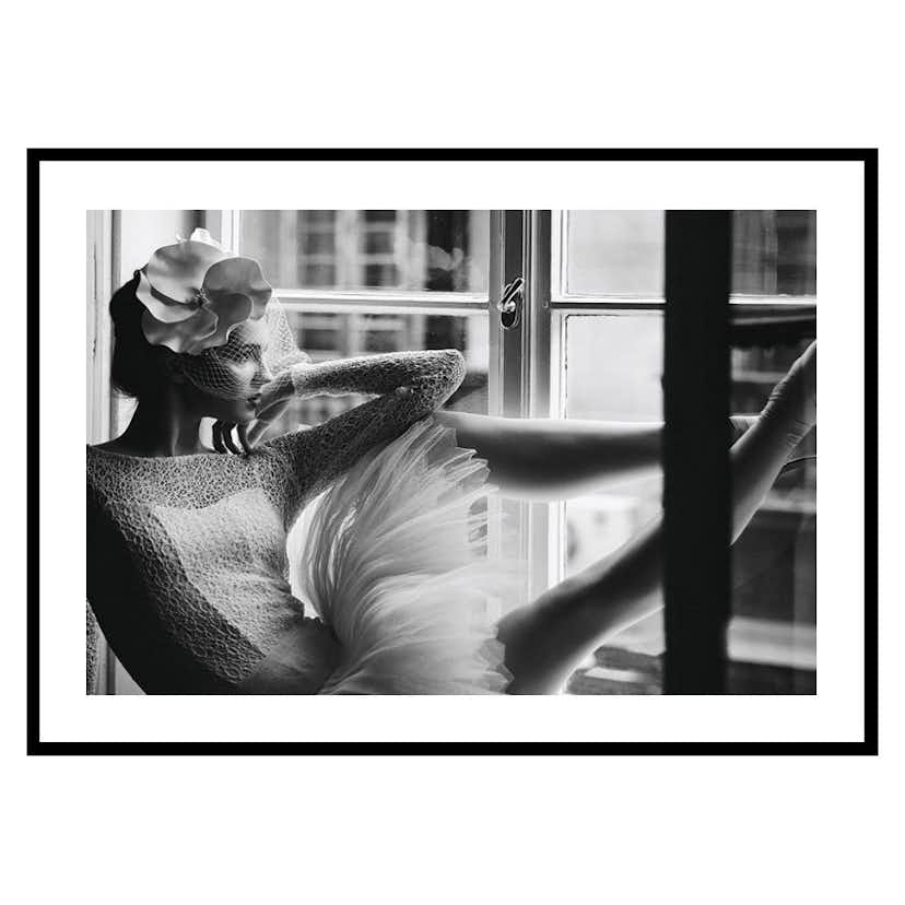 Poster Gallerix Woman In Window BW