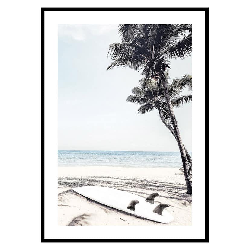 Poster Gallerix Surfboard On Beach