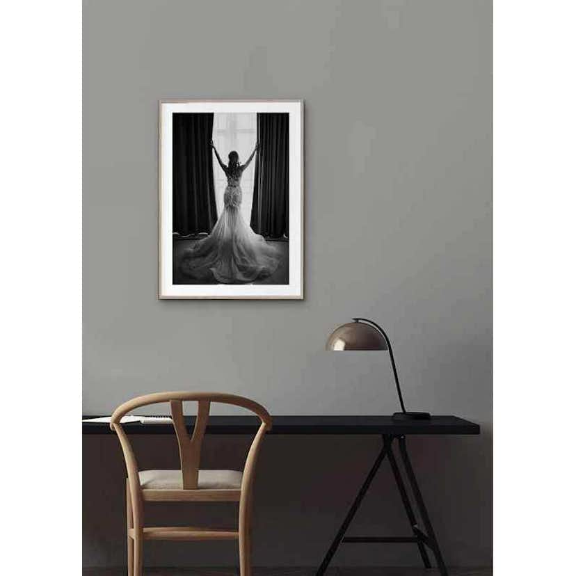 Poster Gallerix Woman Opening Curtains