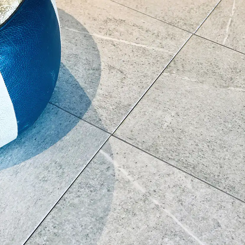 Klinker Lhådös Saga 20x20 cm Grå