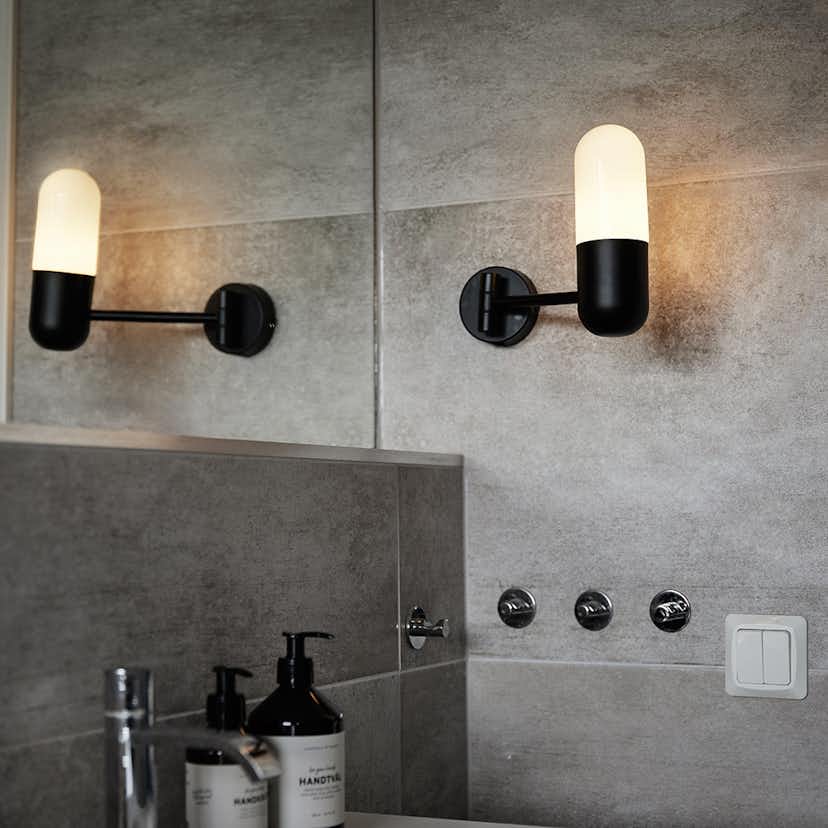 Vägglampa PR Home Zeta