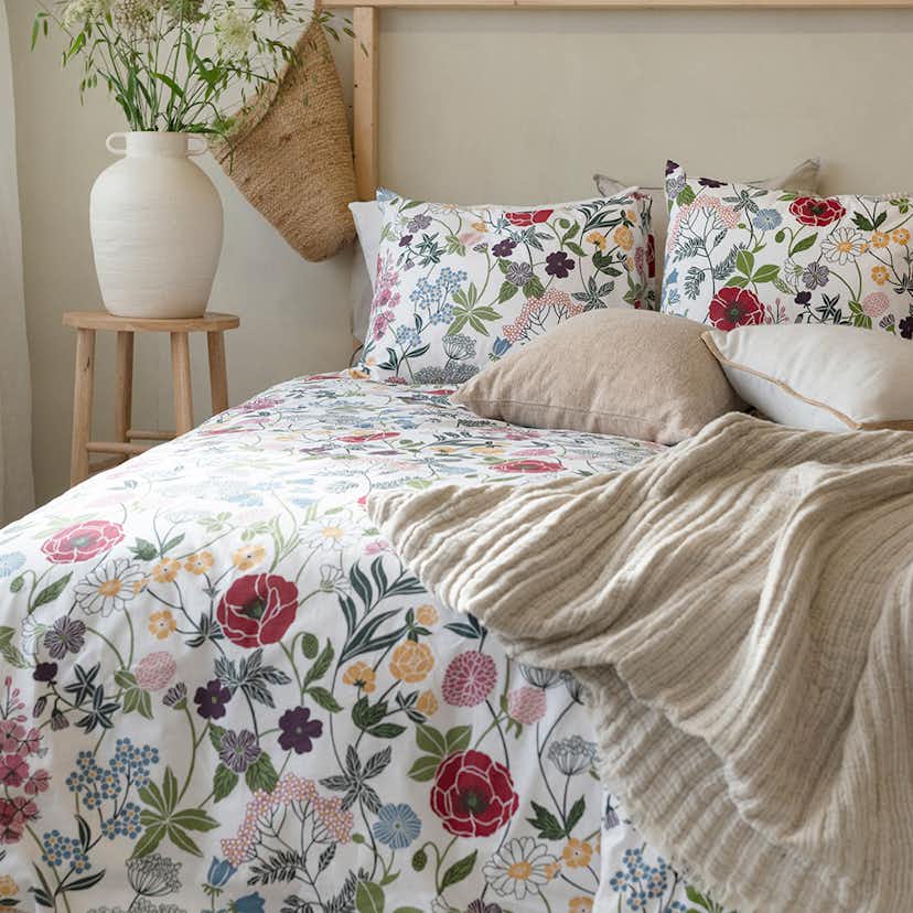 Påslakanset Borganäs of Sweden Midsommar