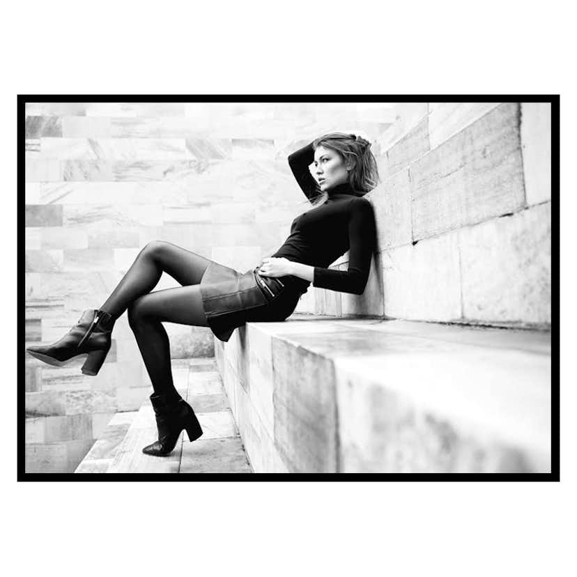 Poster Gallerix Posing In Milan