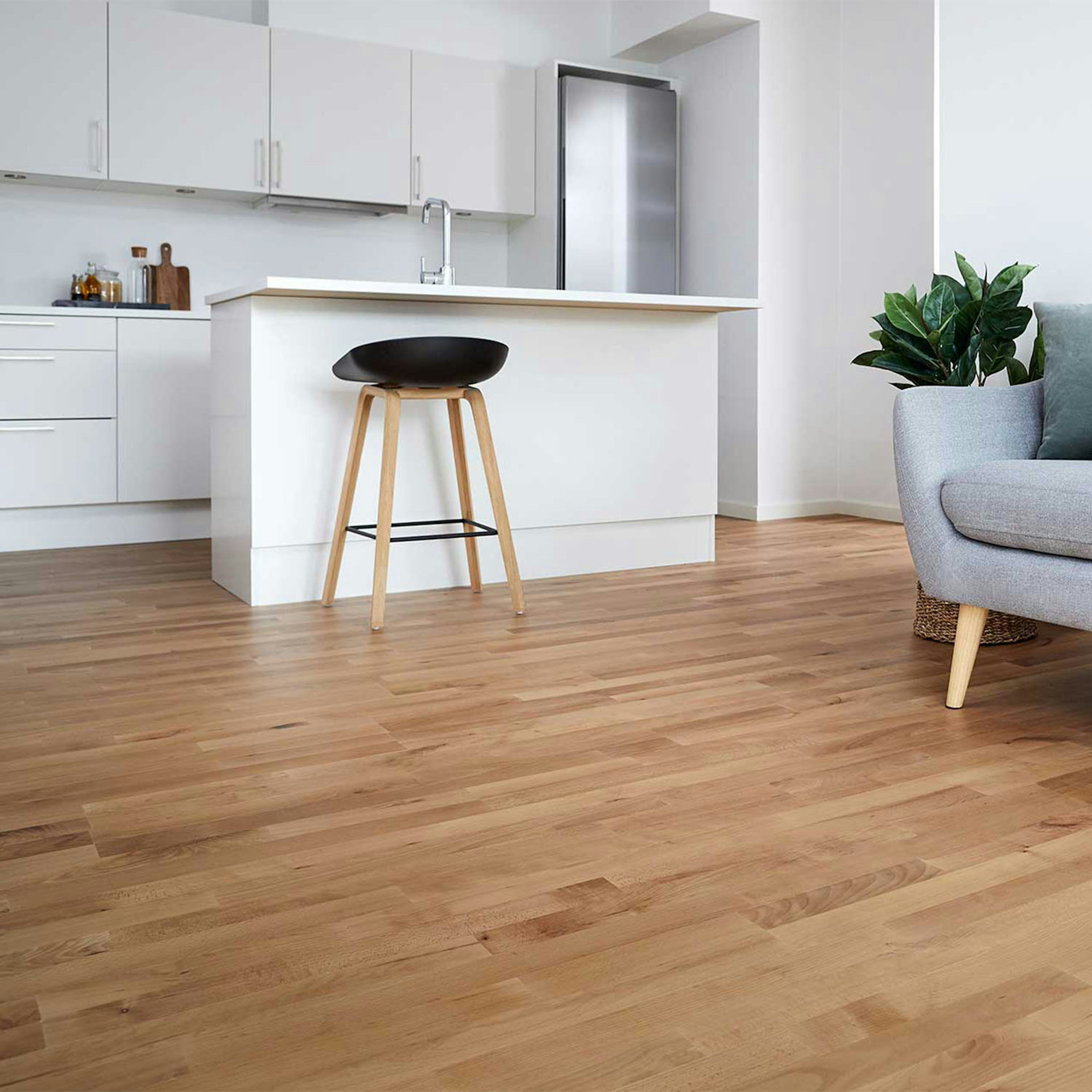 Massivt Trägolv Junckers Bok Sylvaket Ultramatt Lack 2-Stav