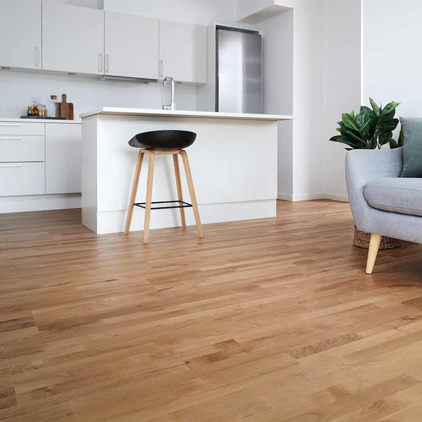 Massivt Trägolv Junckers Bok Sylvaket Ultramatt Lack 2-Stav