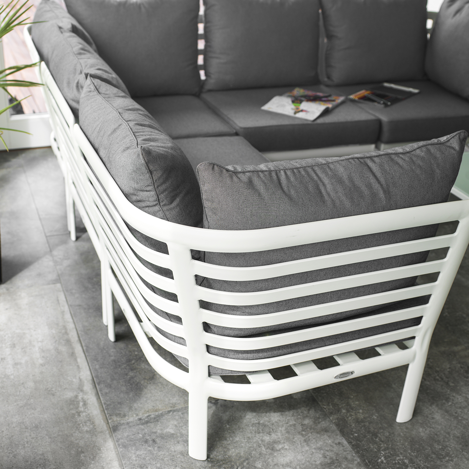 Loungesoffa Hillerstorp Lidnäs med Dynor