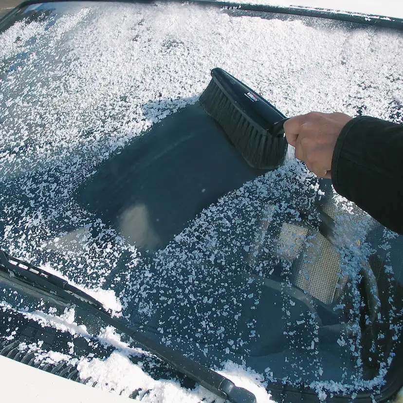 Snöborste Vikan Hård Svart 335 mm