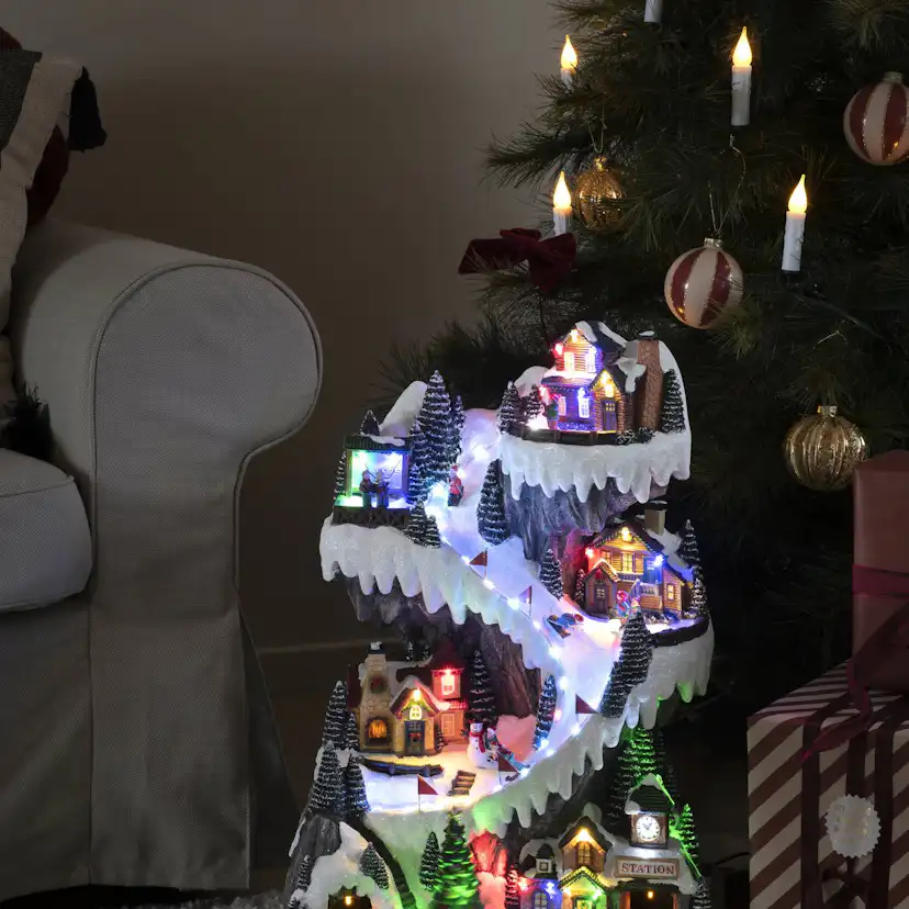 Julby Gnosjö Konstsmide B/O Mekanisk LED Skidbacke