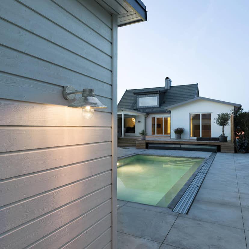 Vägglykta Gnosjö Konstsmide Vega E27 med Skärm