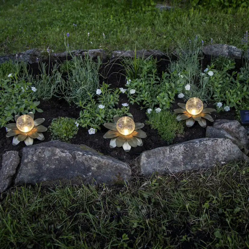 Solcellsdekoration Star Trading 3i1Lilly