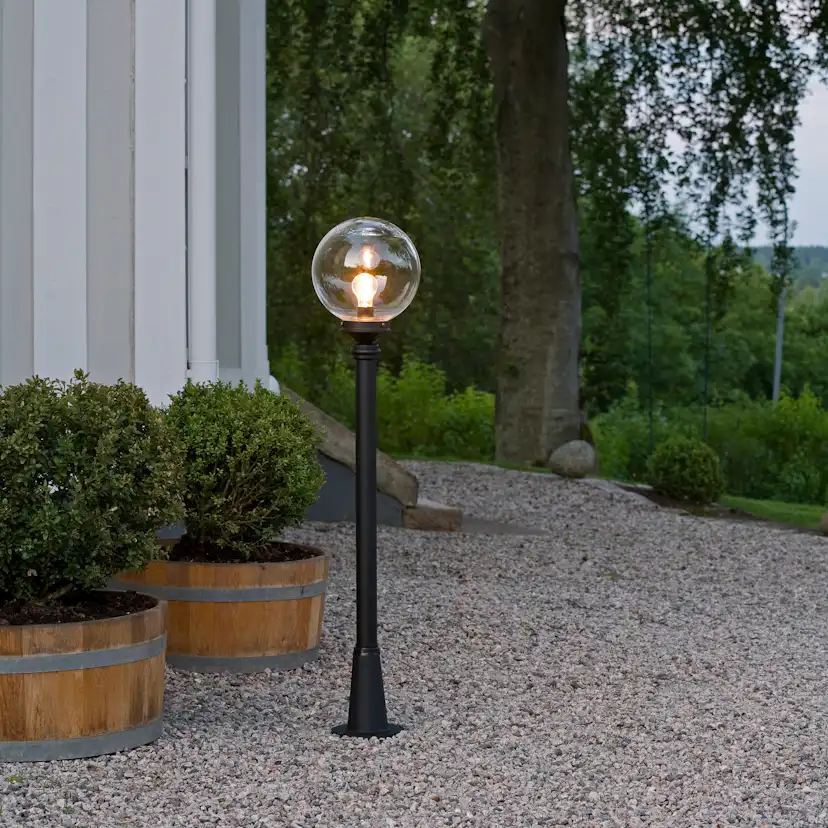 Trädgårdslykta Gnosjö Konstsmide Orion E27 med Stolpe