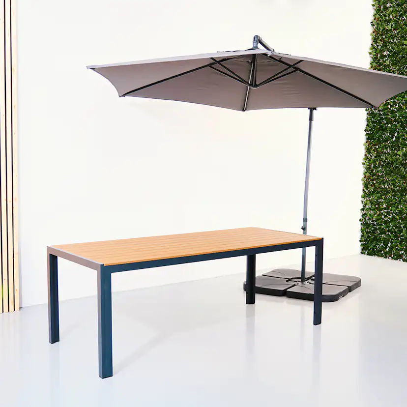 Utebord Outfit Noah 205 cm