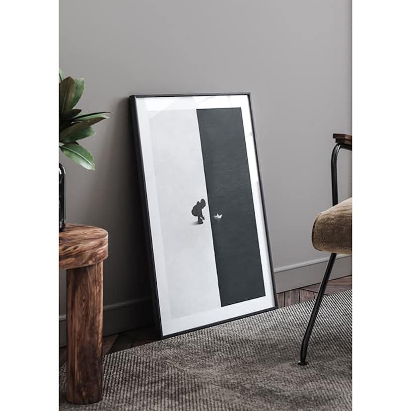 Poster Gallerix Child With Boat Contrast