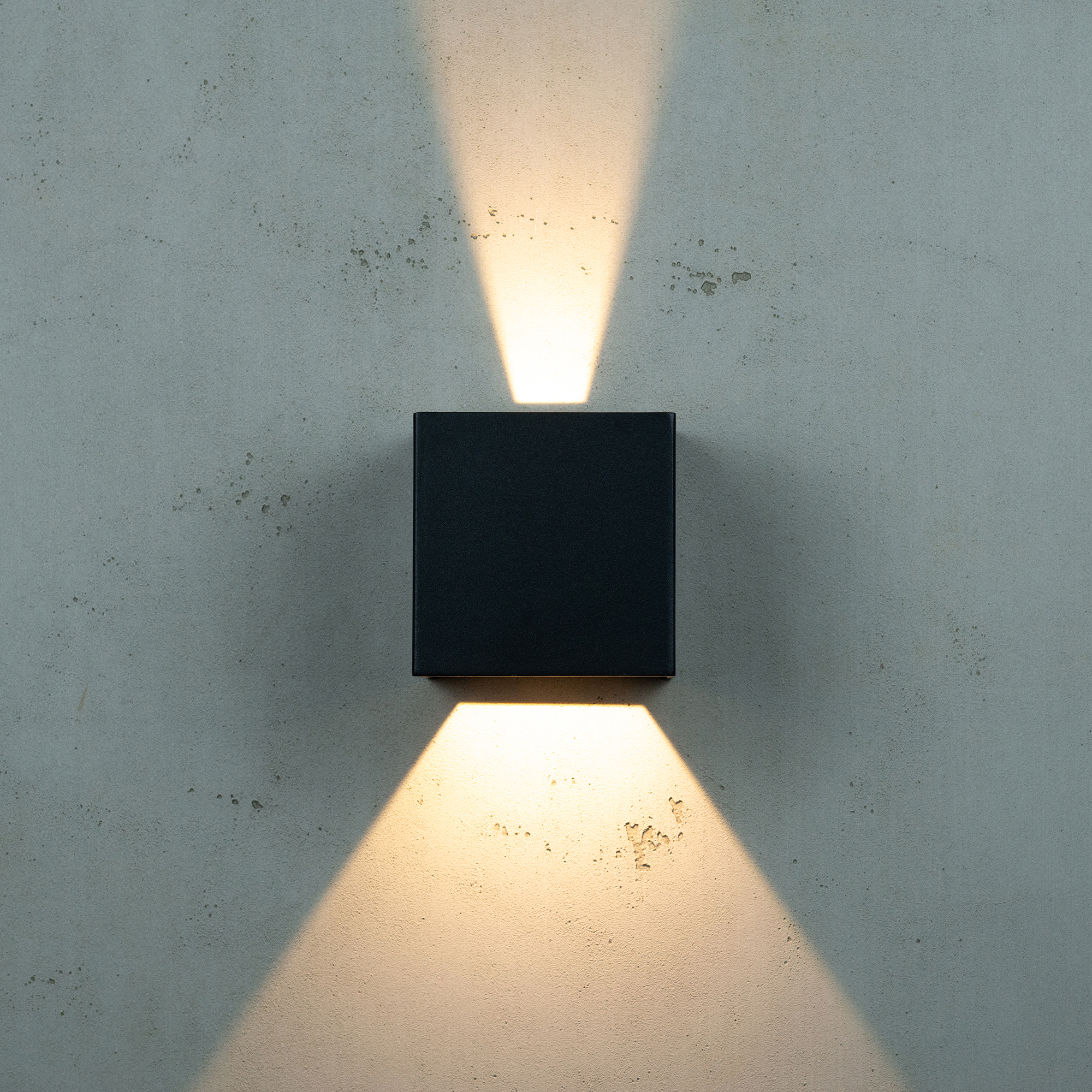 Fasadbelysning Dyberg Larsen Space Venus Upp & Ner