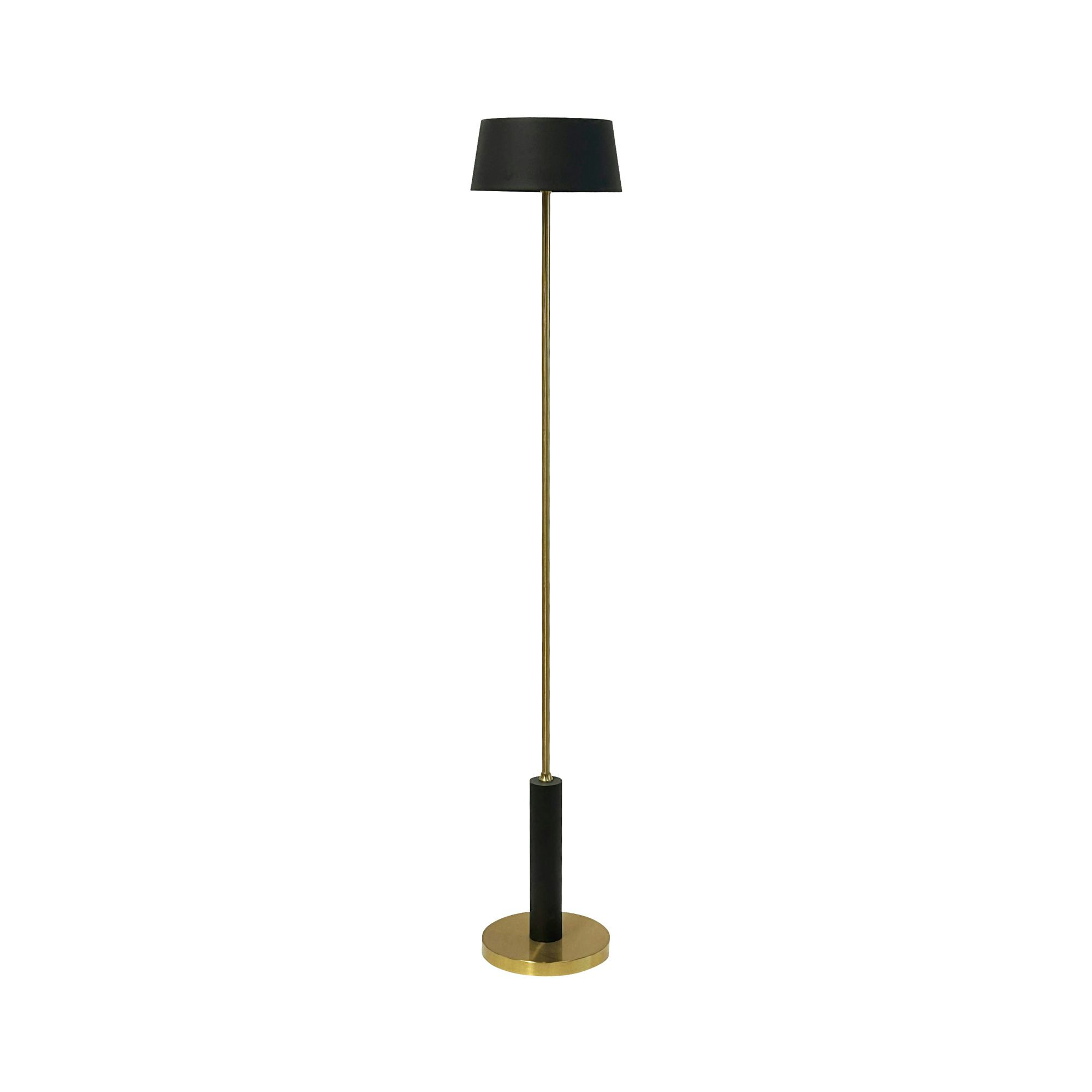 Golvlampa Dyberg Larsen Yoyo