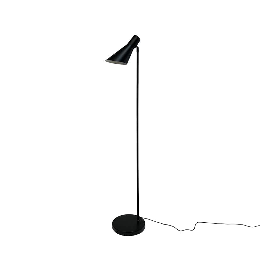 Golvlampa Dyberg Larsen Denver