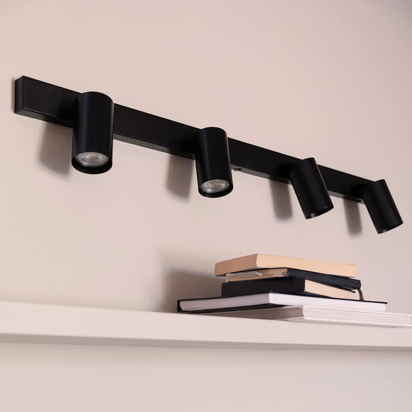 Spotlightskena Dyberg Larsen Modern 4 Spotlights Takbelysning