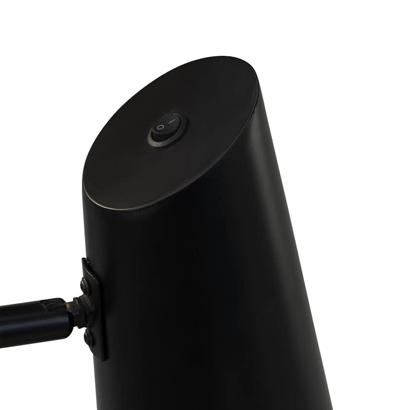 Golvlampa Dyberg Larsen Pallas